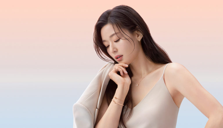 Mesmerizing Jun Ji Hyun in Dreamland: Stonehenge Jewelry 2021 SS Photoshoot